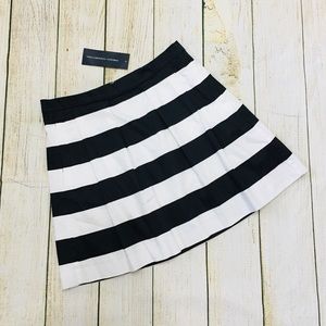 French Connection Pleated Skirt - Size 6 - NWT